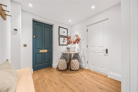 undefined, St Peters Mews, The Parade, Marlborough, Wiltshire, SN8
