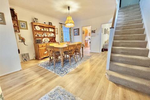 4 bedroom detached house for sale, Washbrook Close, Barton-Le-Clay, MK45 4LF