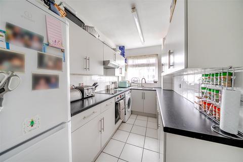 undefined, Carlton Avenue East, WEMBLEY