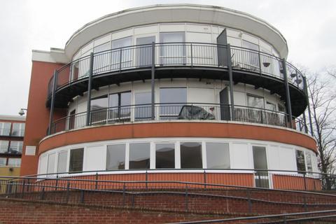 1 bedroom flat to rent, Monarch Way, Newbury Park, Ilford, IG2