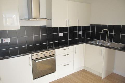 1 bedroom flat to rent, Monarch Way, Newbury Park, Ilford, IG2