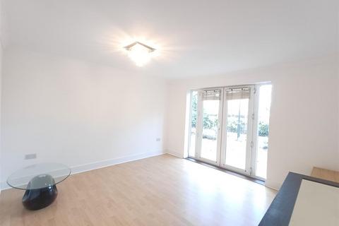 2 bedroom apartment to rent, Tobermory Close, Langley