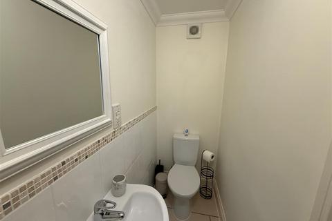 undefined, Flat 4 Codford House, 61 West Borough