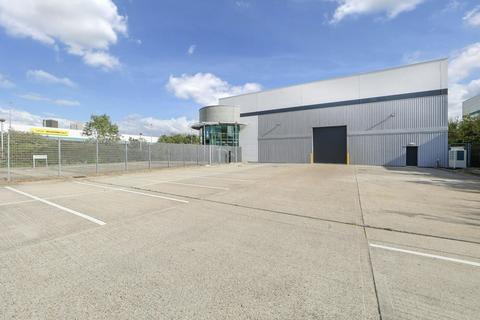 Warehouse to rent, Twelvetrees Cres London E3 3JH