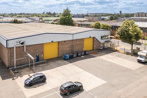 Warehouse to rent, Rye Park Industrial Estate Hoddesdon EN11 0SF