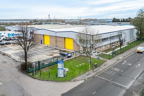 Warehouse to rent, Rye Park Industrial Estate Hoddesdon EN11 0SF