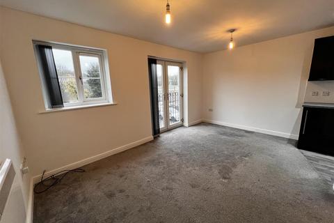 undefined, Longley Gardens, 148 Saddleworth Road, Greetland