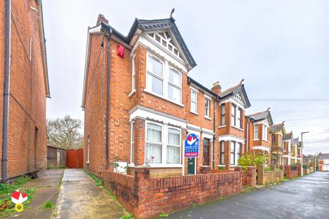 Furlong Road, Gloucester, GL1