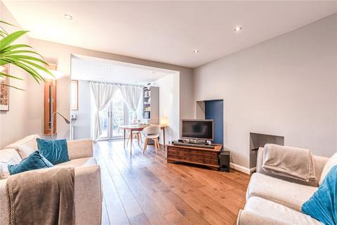 undefined, Foxlake Road, Byfleet, West Byfleet, Surrey, KT14