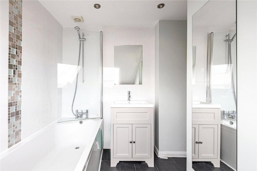 Upstairs Bathroom