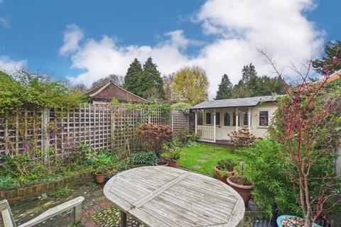 undefined, Victoria Avenue, South Croydon