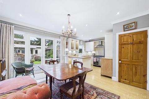 3 bedroom house for sale, Victoria Avenue, South Croydon