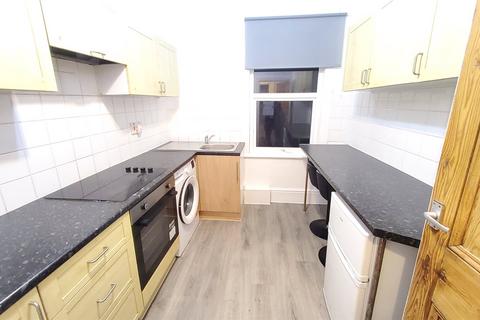 Studio to rent, Vaughan Road, Harrow, HA1