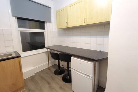 Studio to rent, Vaughan Road, Harrow, HA1