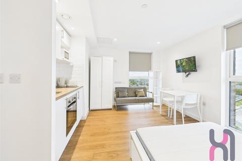 Studio to rent, Cheltenham Place,, 33 Frederick Road, Salford, M6