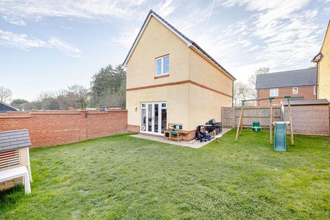 undefined, Nuthatch Place, Essex CM24