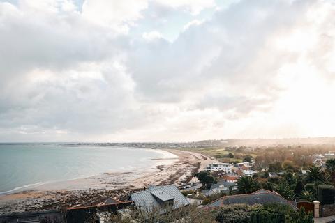3 bedroom apartment for sale, Le Mont De Gouray, Jersey JE3