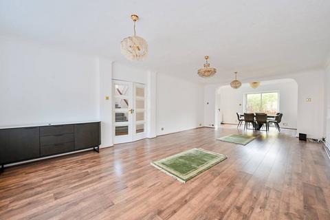 undefined, Mount Park Road, Ealing, London, W5