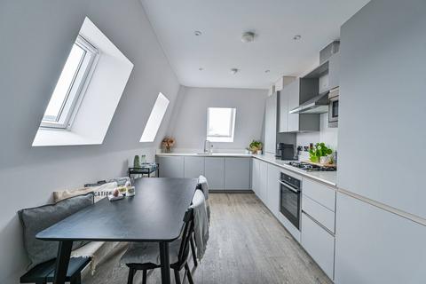 undefined, Ravenscar Road, Surbiton, SURBITON, KT6