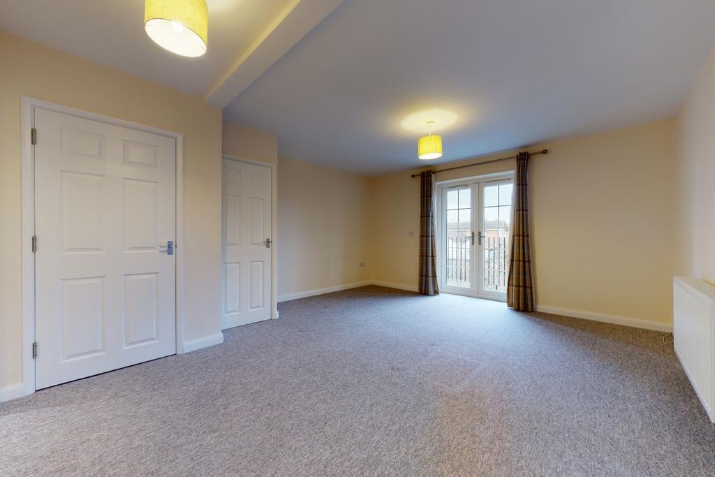 Living Room/Dining