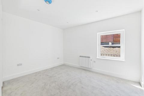 undefined, REN083 - St Helier