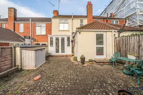 undefined, Kingshill Road, Kingshill, Swindon, SN1