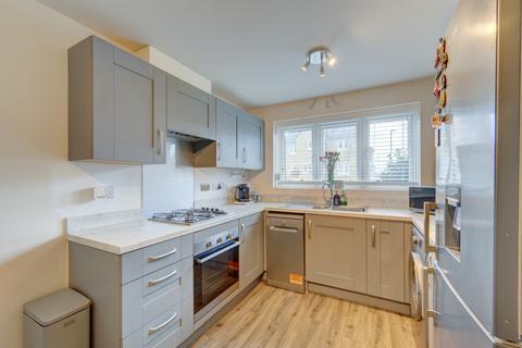 3 bedroom semi-detached house for sale, Hodding Road, Worksop, S80