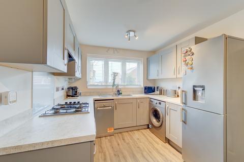 3 bedroom semi-detached house for sale, Hodding Road, Worksop, S80