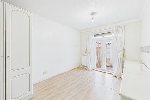 2 bedroom semi-detached bungalow for sale, Mill Court, Bridlington
