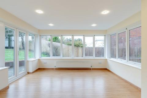 5 bedroom detached house for sale, Maddox Close, Osbaston, Monmouth