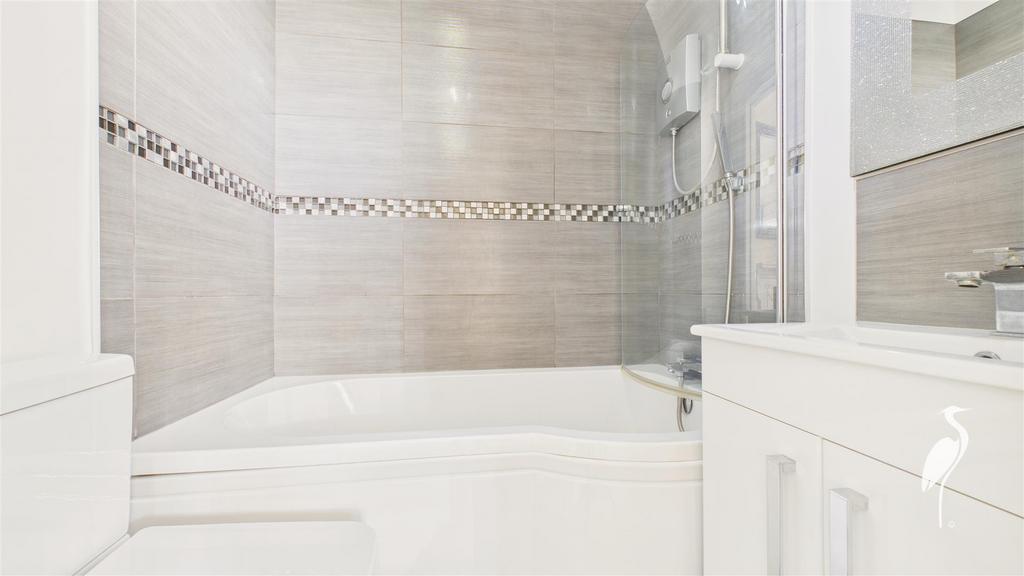 En Suite Bathroom