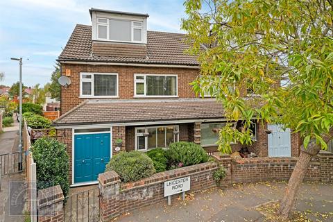 4 bedroom semi-detached house for sale, Leicester Road, Wanstead