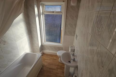 undefined, Compton Row, Leeds
