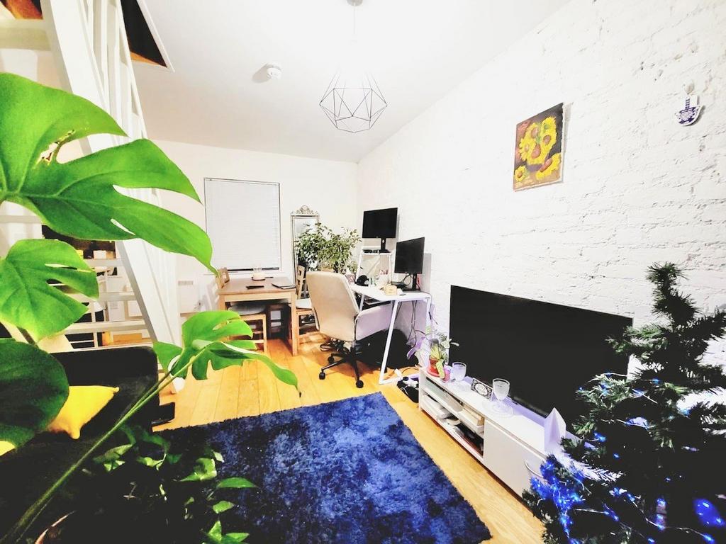 Studio for Rent