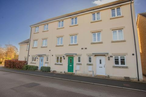 3 bedroom terraced house for sale, Poole Road, Malmesbury, SN16