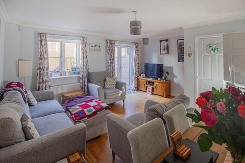 3 bedroom terraced house for sale, Poole Road, Malmesbury, SN16