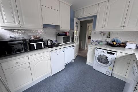 2 bedroom flat for sale, Flat 1, Cyprus Court, Exmouth, EX8
