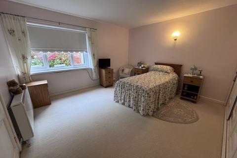 2 bedroom flat for sale, Flat 1, Cyprus Court, Exmouth, EX8