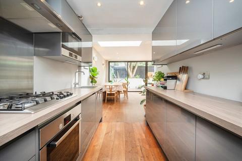 undefined, St. Stephens Avenue, London W12
