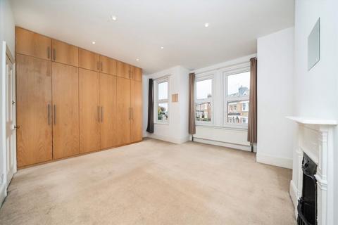 undefined, Kingsley Avenue, London W13