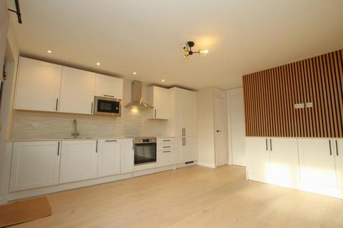 undefined, Viewfield Close, Kenton