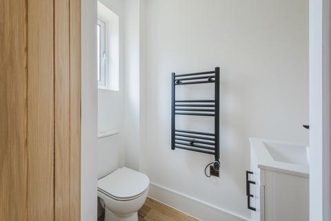 undefined, Blunsdon, Swindon SN25