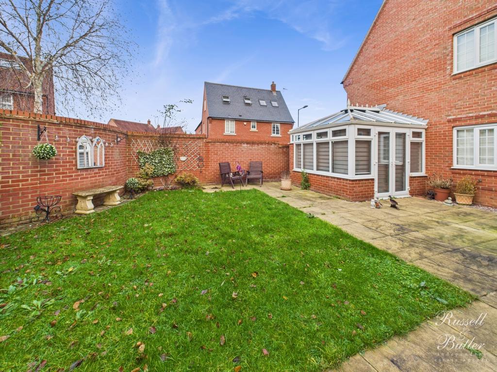 Cam02127 g0 pr0366 still006