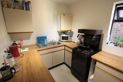 undefined, The Rowans, Woking GU22