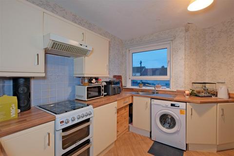 3 bedroom terraced house for sale, North Calder Drive, Airdrie
