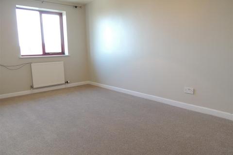 undefined, Hicking Court, Kingswood, Bristol