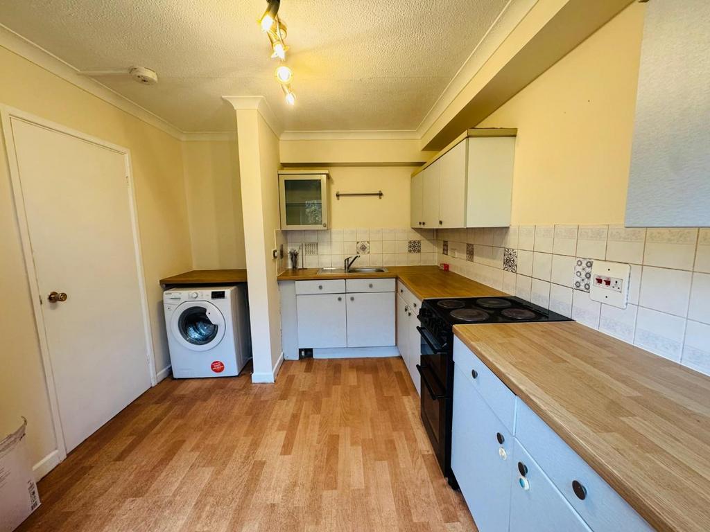 Kitchen 1.1.jpeg