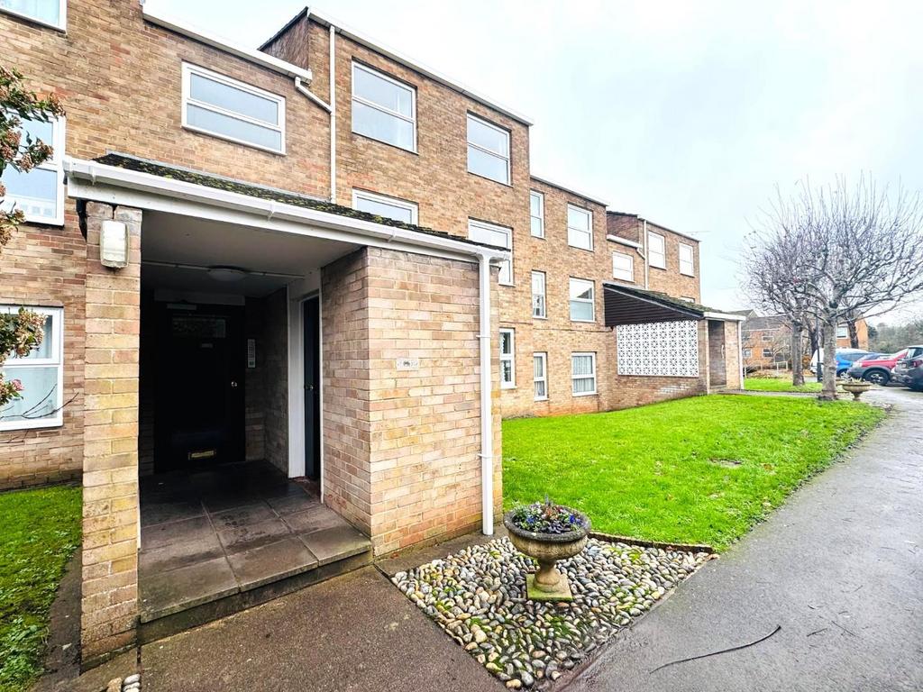 Lincon court- Front.jpeg