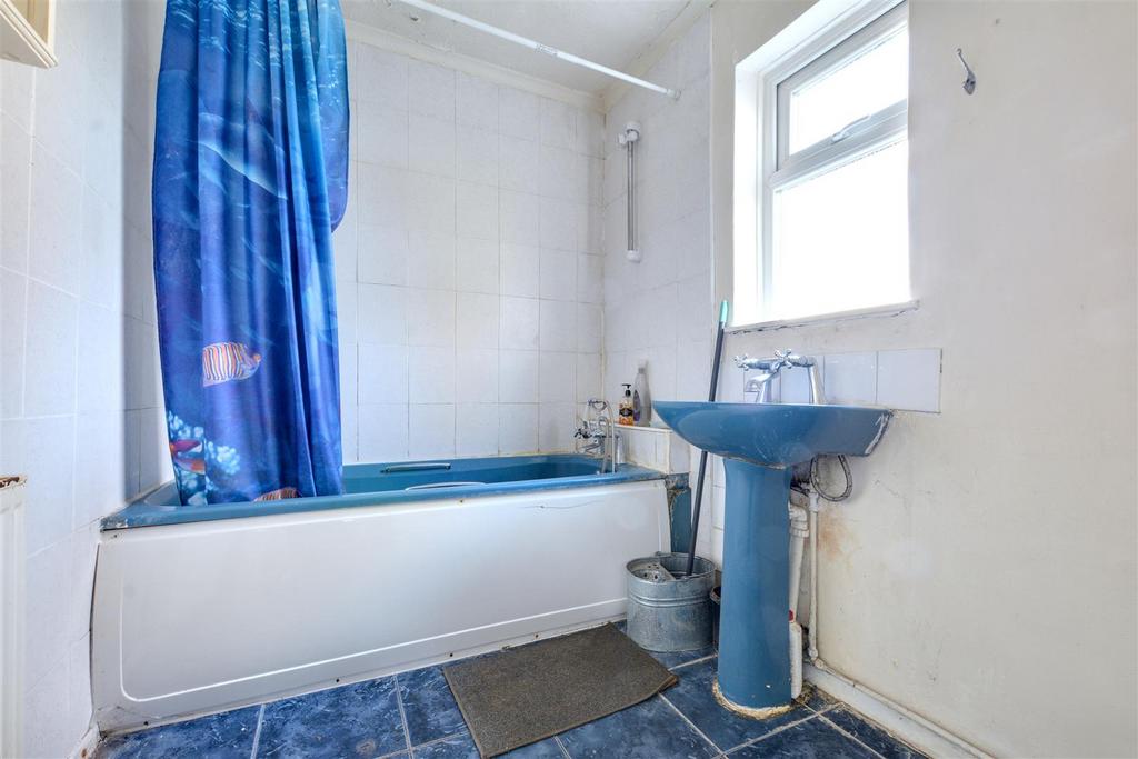 Bathroom.jpeg