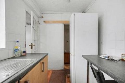 3 bedroom semi-detached house for sale, Meriden Avenue, Lenton Abbey, Nottingham